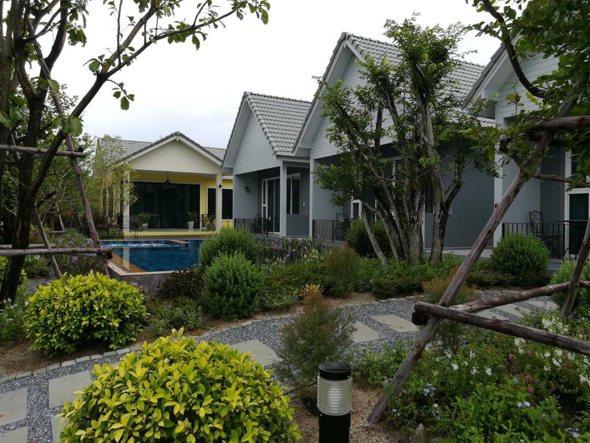 Hotel Baan Phurit Khaoyai Pak Chong Exteriér fotografie