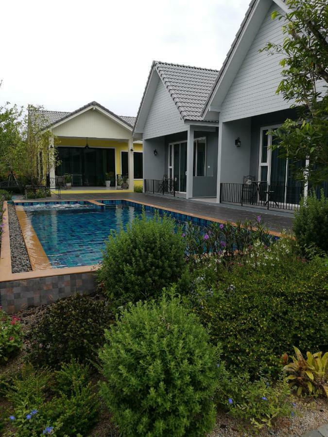 Hotel Baan Phurit Khaoyai Pak Chong Exteriér fotografie